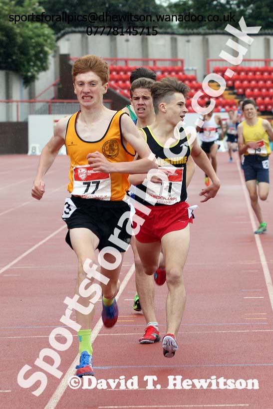Junior boys 1500 metres, English Schools Track and Field. Photo: David T. Hewitson/Sports for All Pics